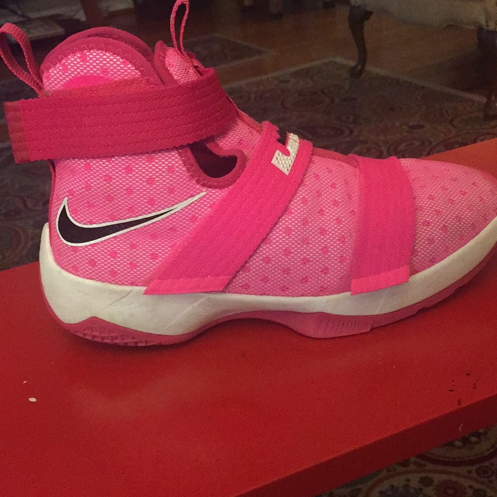 Nike Lebron Soldier 10 - Pink Breast Cancer Kayyow